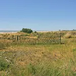 Adorable For 8 People Close To The Sea