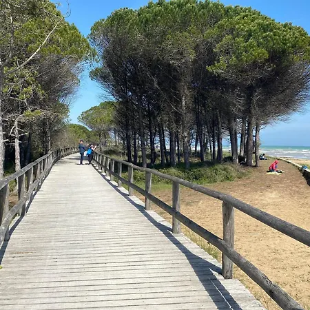 Adorable For 8 People Close To The Sea *