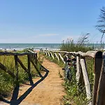 Апартаменты Adorable For 8 People Close To The Sea *